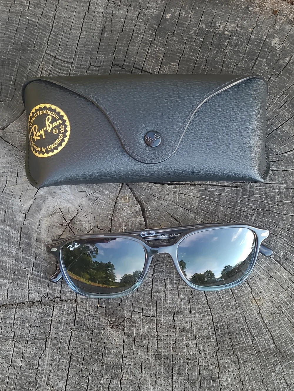 Women's Ray-Ban Leonard Sunglasses With Gradient Lenses